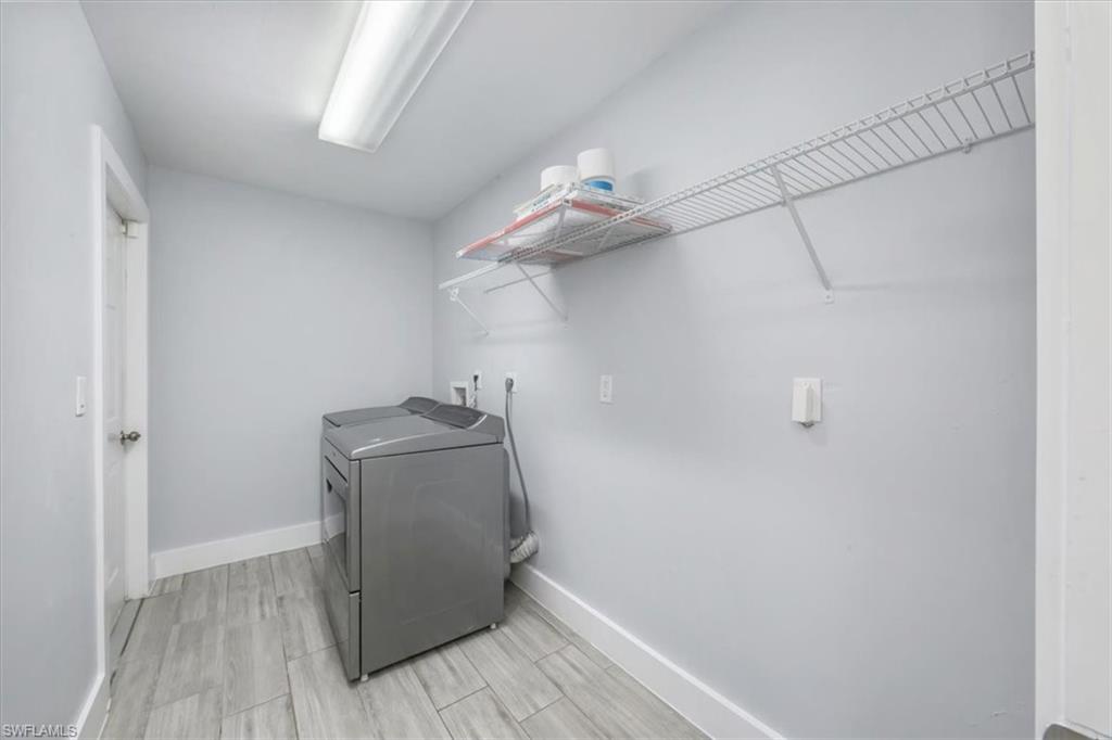 6161 Waxmyrtle WAY photo 25