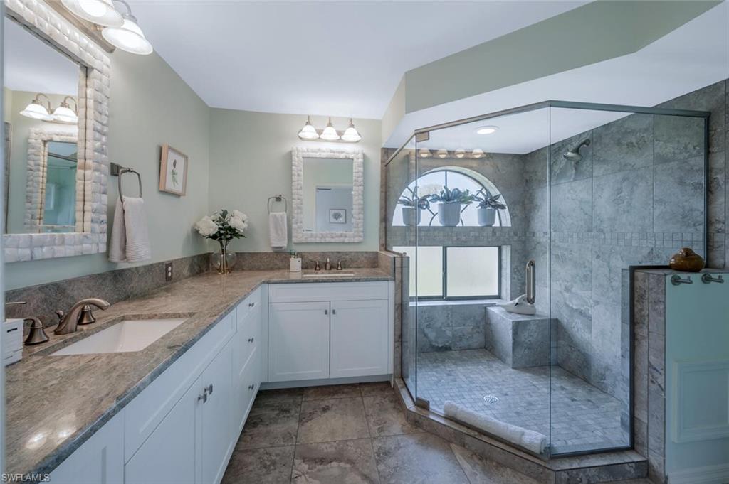 559 Beachwalk CIR U202