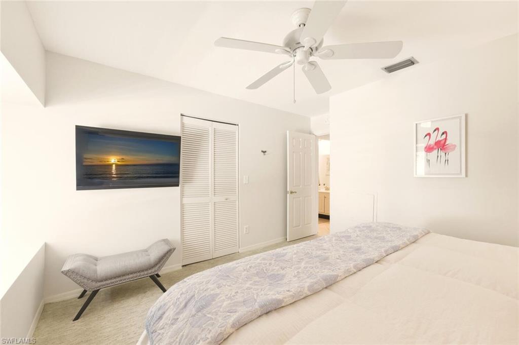 559 Beachwalk CIR U202 photo 16