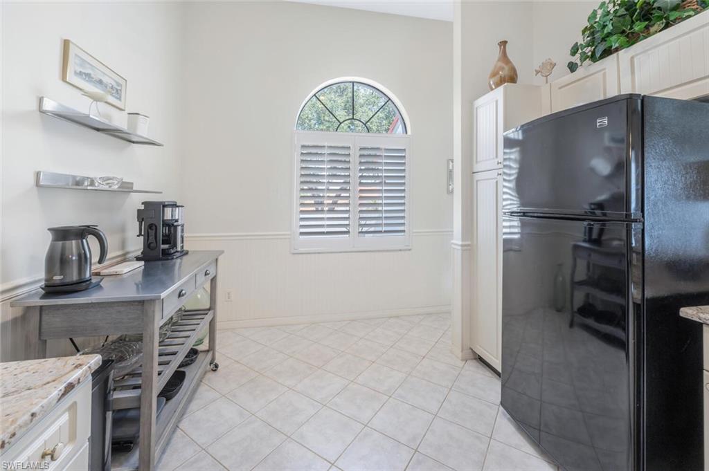 559 Beachwalk CIR U202 photo 10