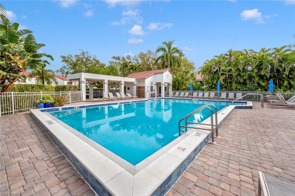 559 Beachwalk CIR U202 photo 37