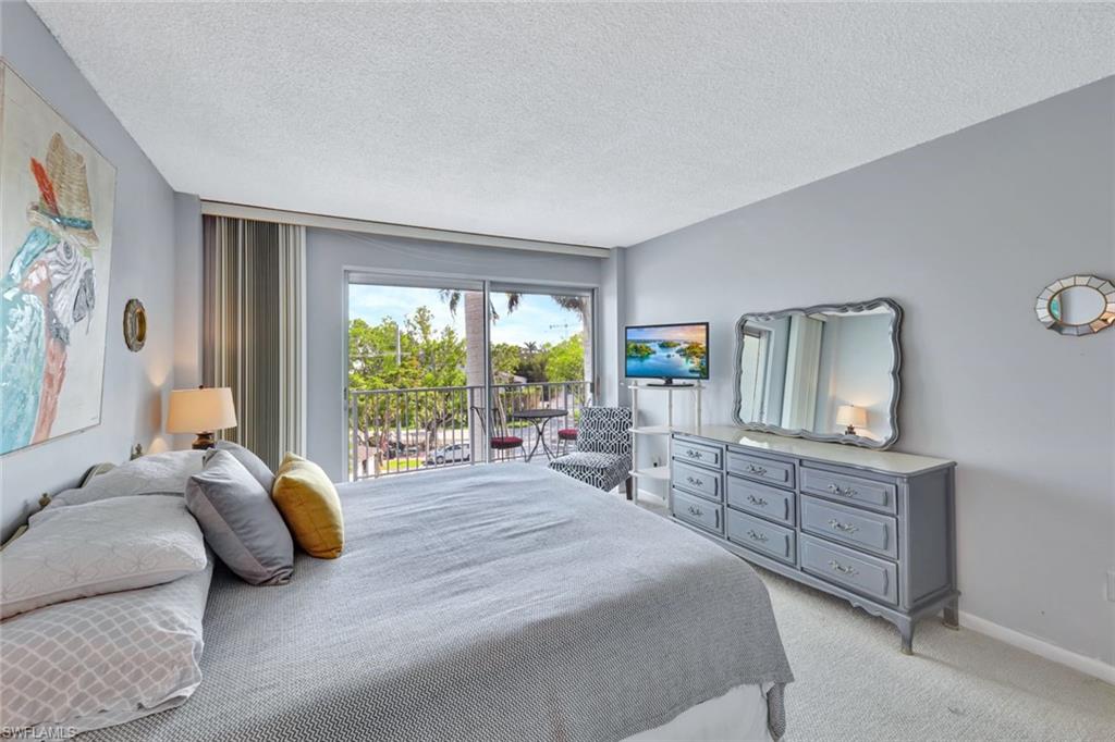 1300 Gulf Shore BLVD N 407 photo 12
