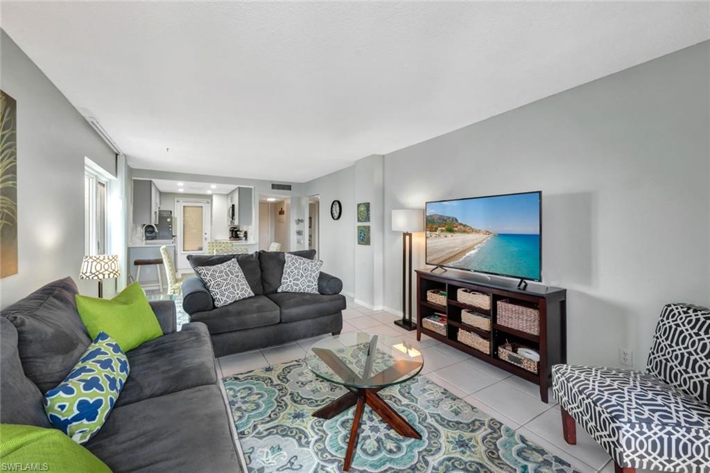 1300 Gulf Shore BLVD N 407