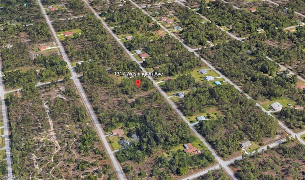 Aerial map of property and surrounding area