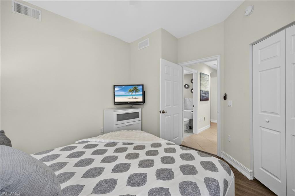 Split floorplan for privacy