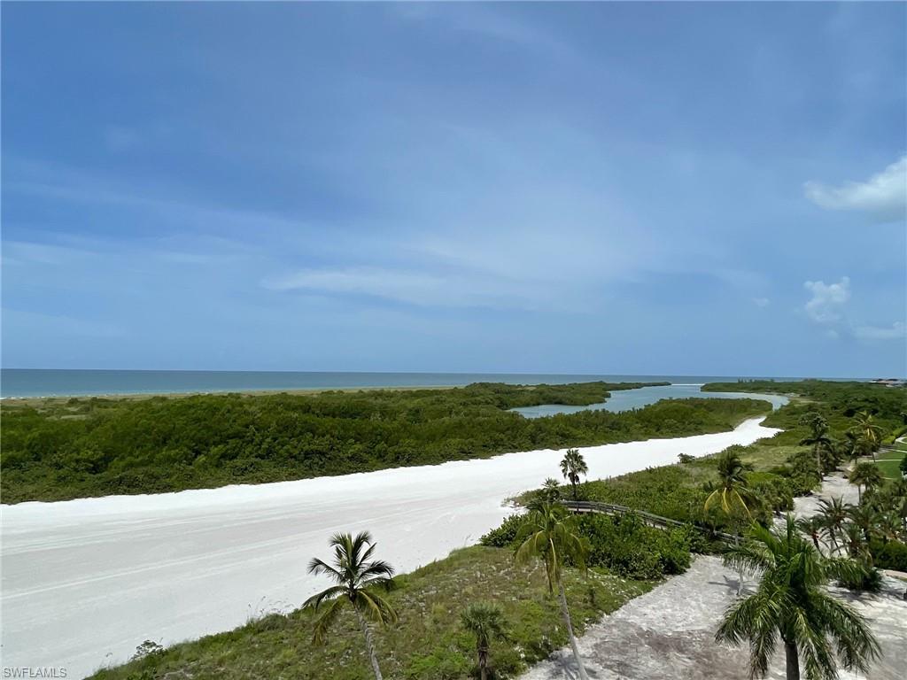 320 Seaview CT 2-712