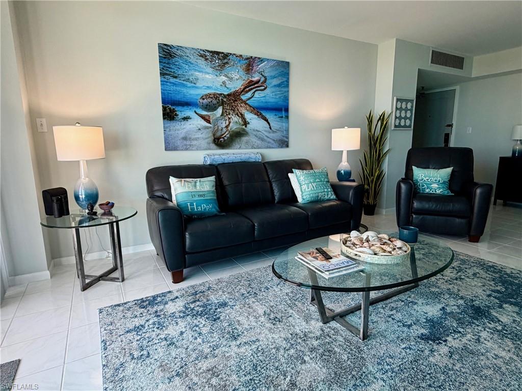 320 Seaview CT 2-712 photo 8