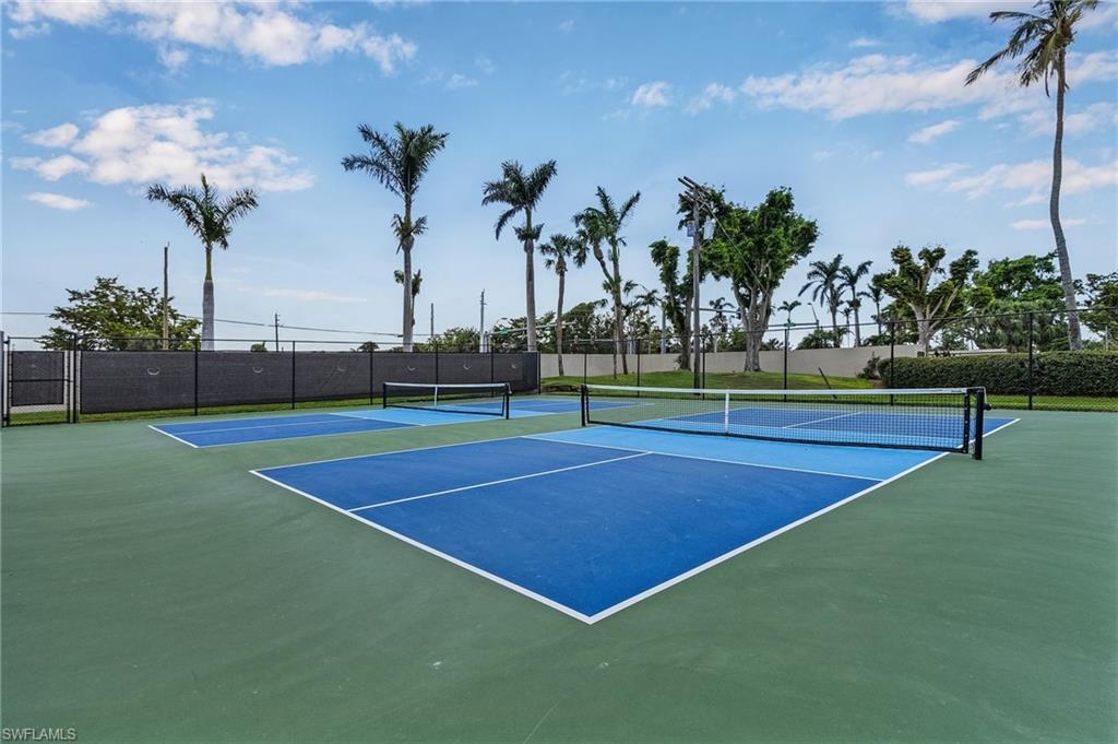 Pickleball Courts