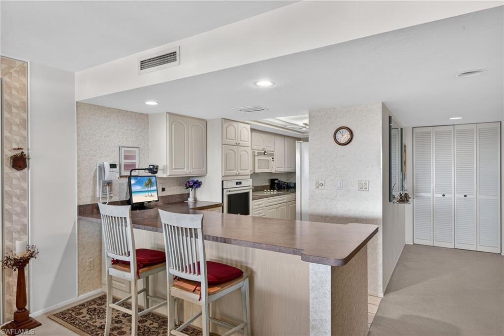 5260 S Landings DR 502 photo 10