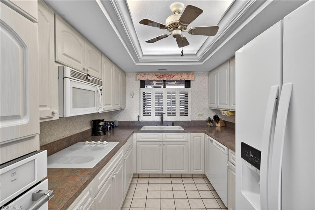5260 S Landings DR 502 photo 11