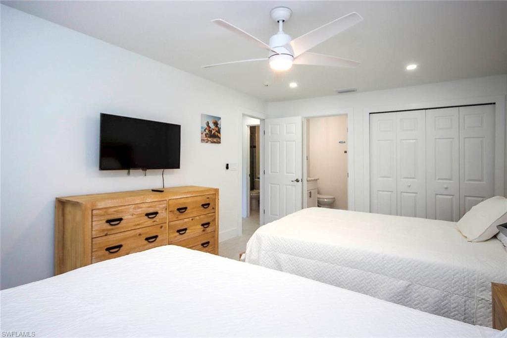5117 Sea Bell RD E103 photo 22
