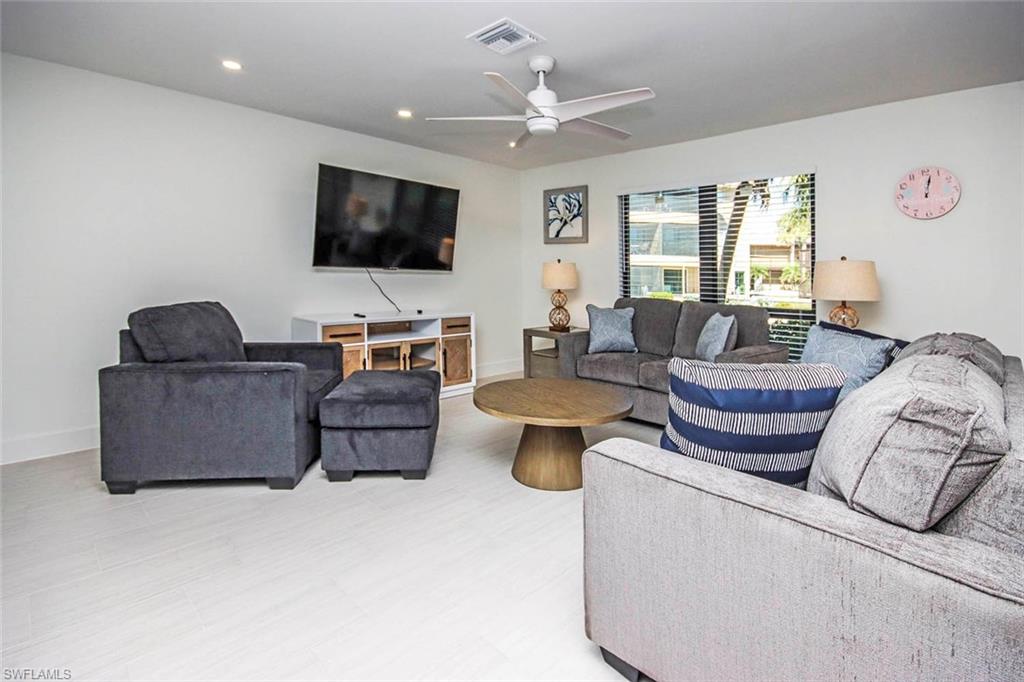5117 Sea Bell RD E103