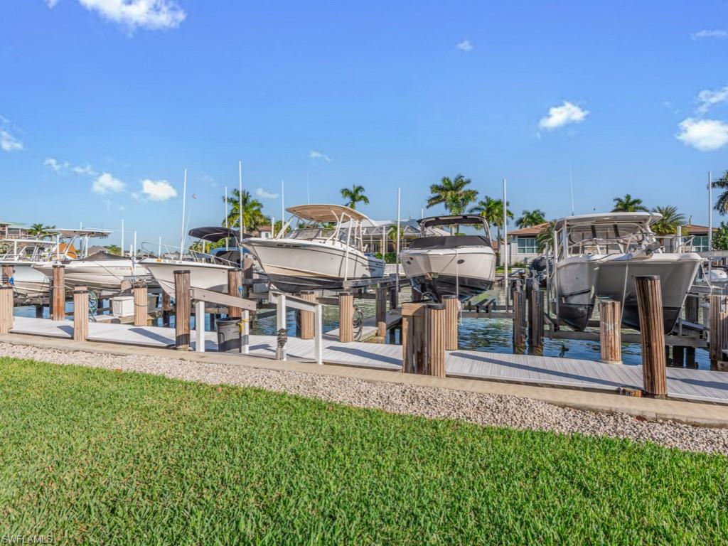 893 Collier CT 3-301 photo 24