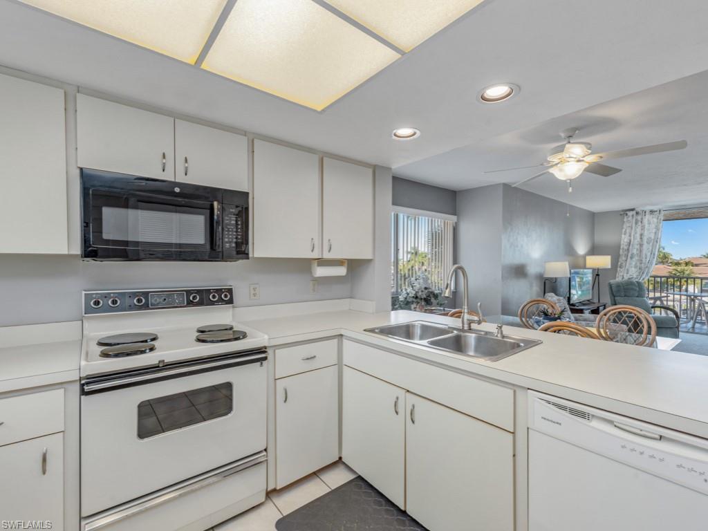 893 Collier CT 3-301 photo 8