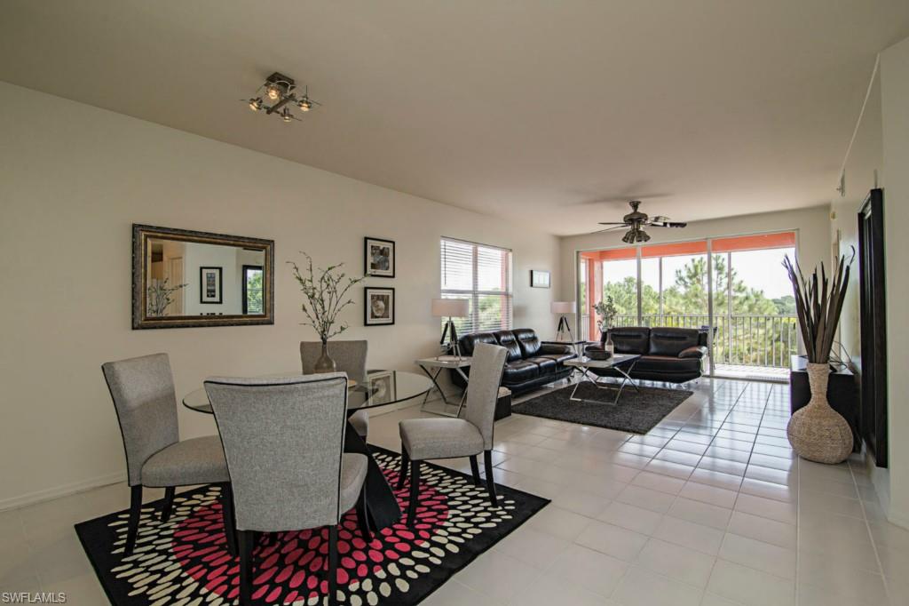 519 Roma CT 3-301