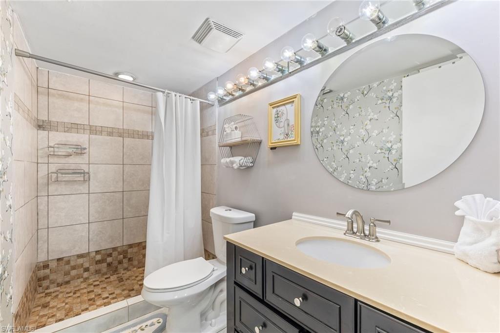 Ensuite bath