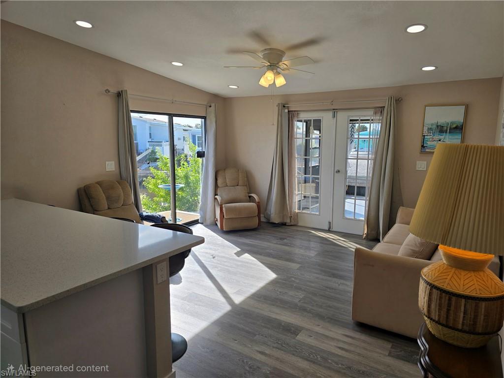 4701 Leilani LN photo 7