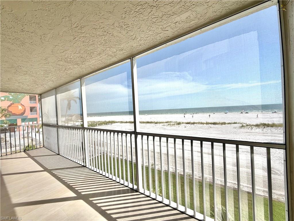 Main Living area Balcony