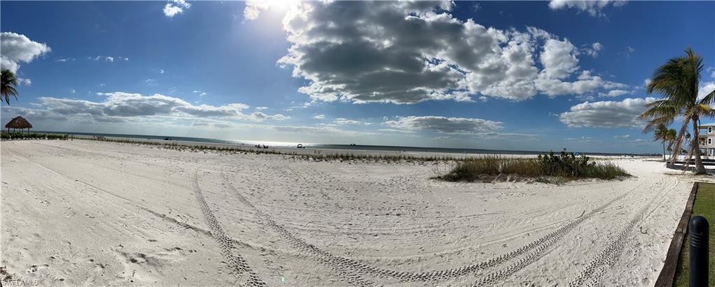 Panoramic beach view.