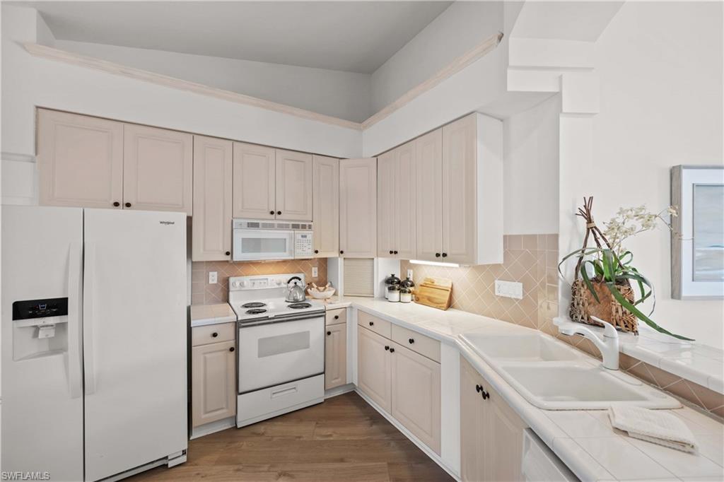 8415 Excalibur CIR B10 photo 10