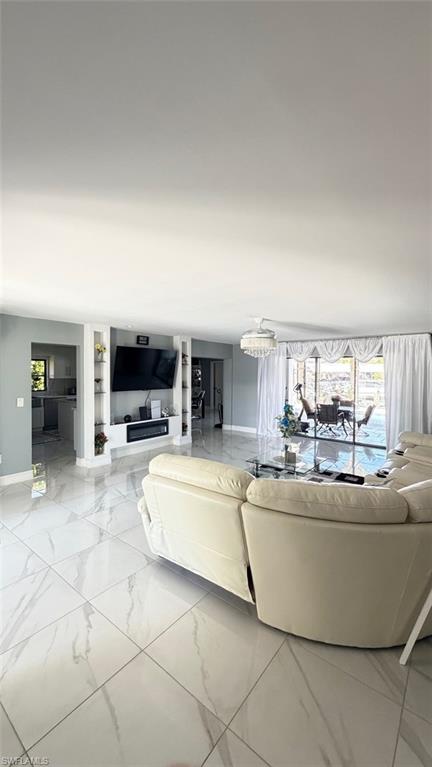 1709 SE 44th TER