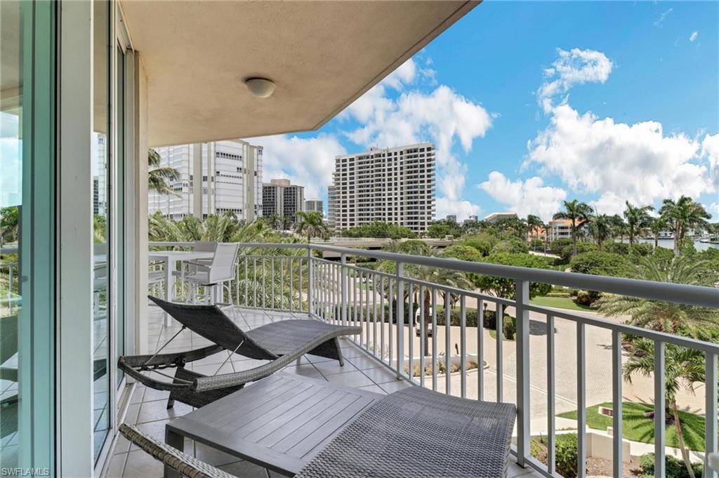 4255 Gulf Shore BLVD N 201 photo 32