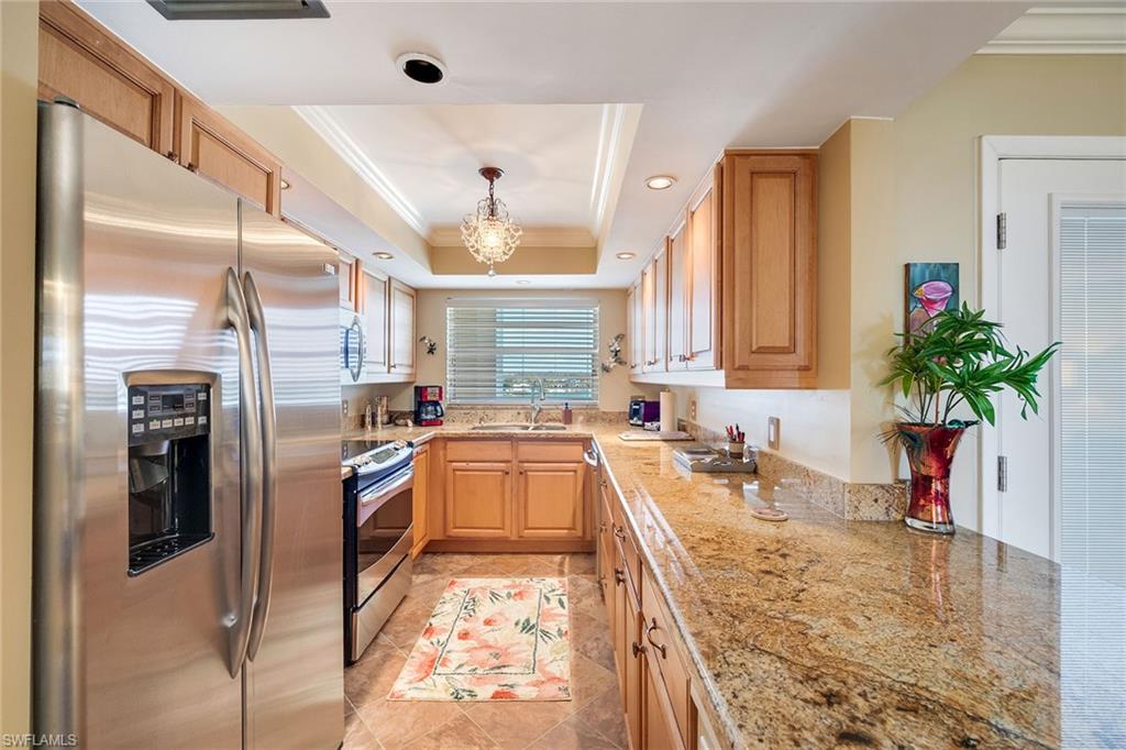 3500 Gulf Shore BLVD N 505 photo 9