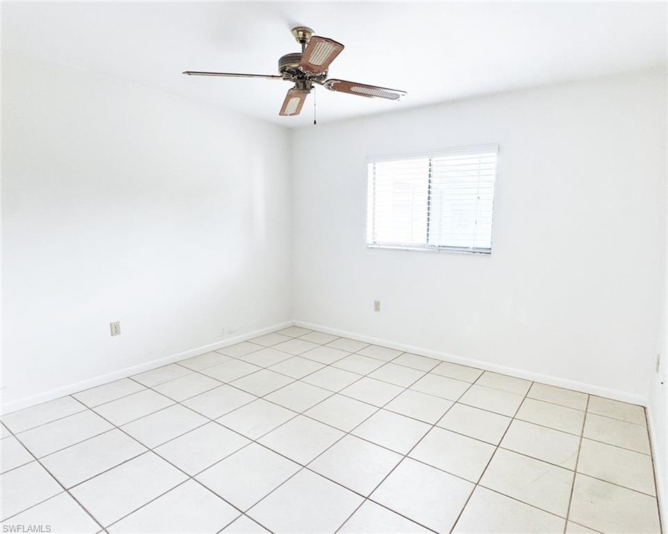 699 110th AVE N Unit B photo 12