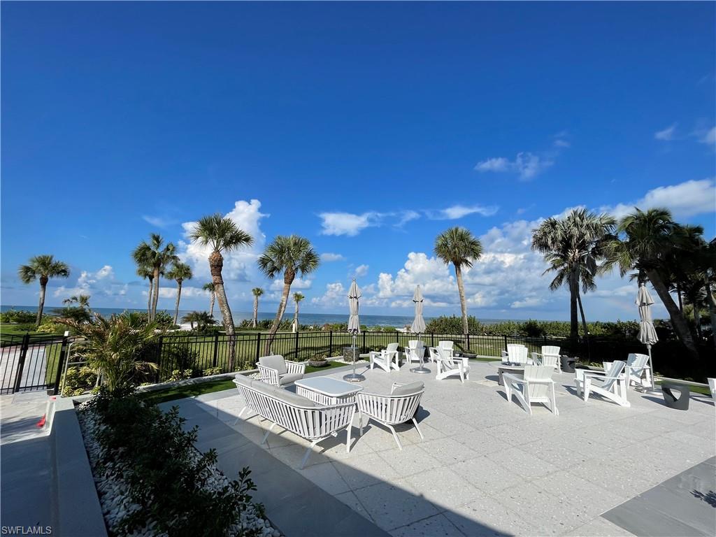 4041 Gulf Shore BLVD N 105