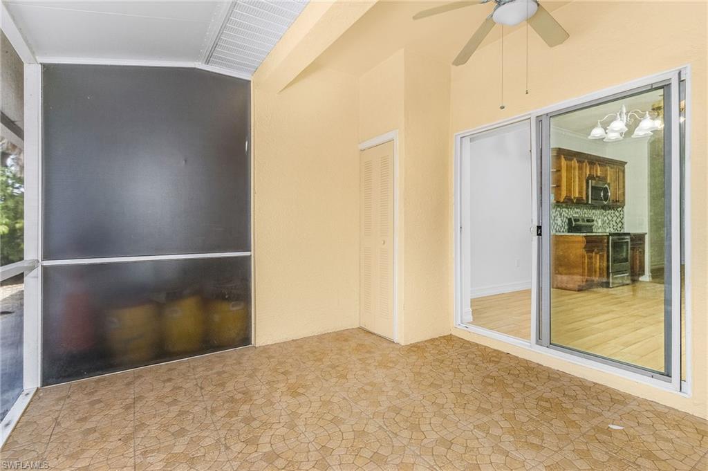 Unfurnished sunroom