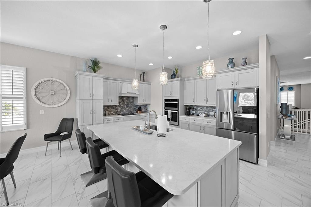 7781 Hawthorne DR 3204 photo 17