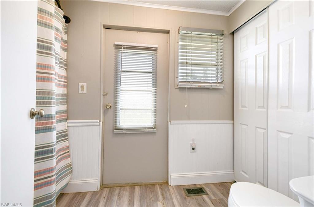 41 Sonderhen DR photo 12