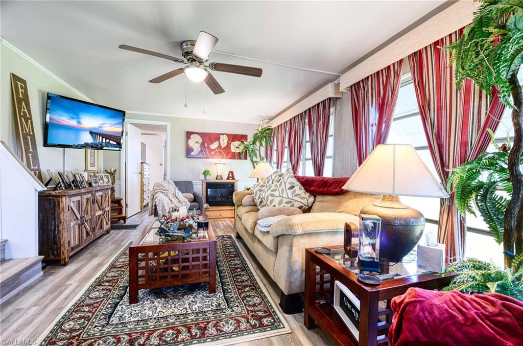 41 Sonderhen DR photo 9