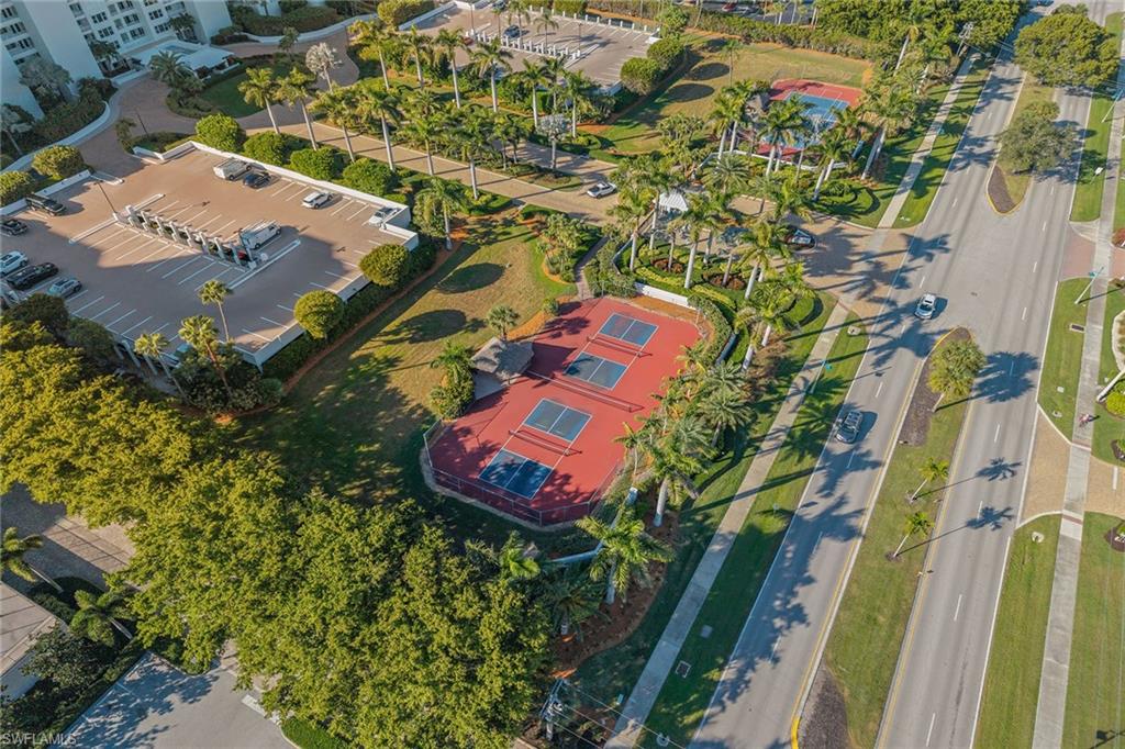 780 Collier BLVD 510 photo 32