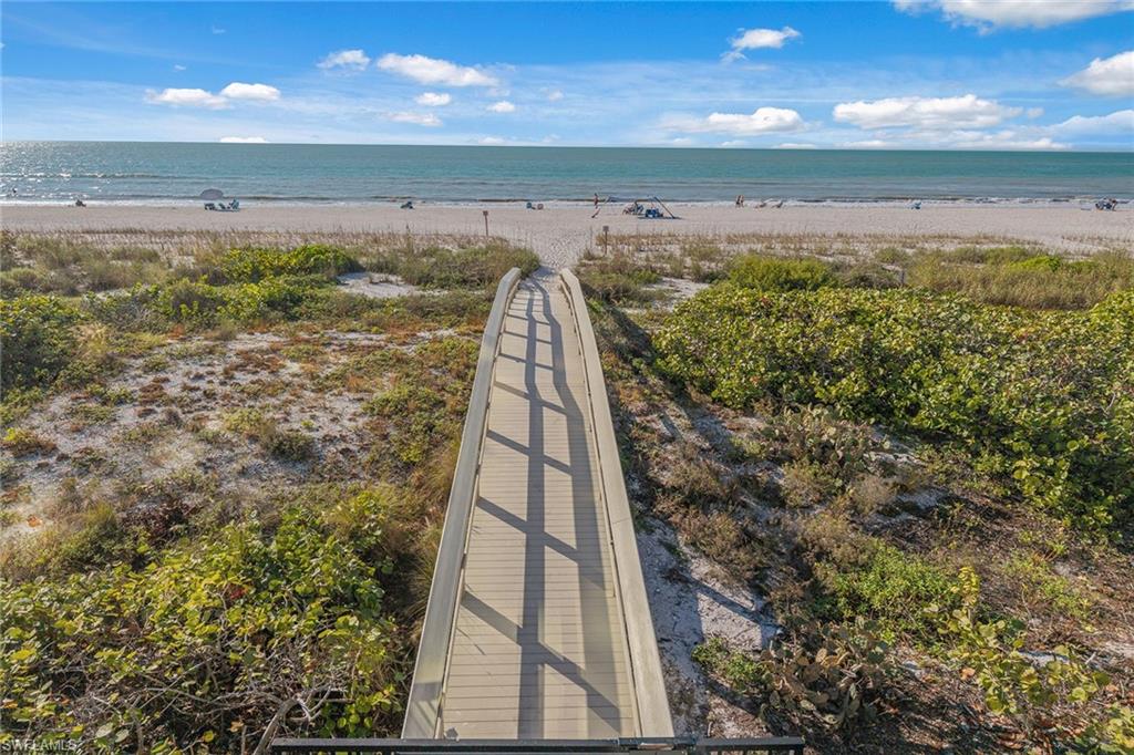 780 Collier BLVD 510 photo 39