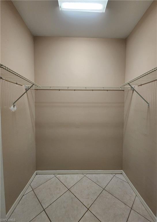 11082 Lakeland CIR photo 12