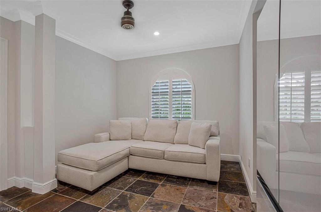 1s floor Livingroom