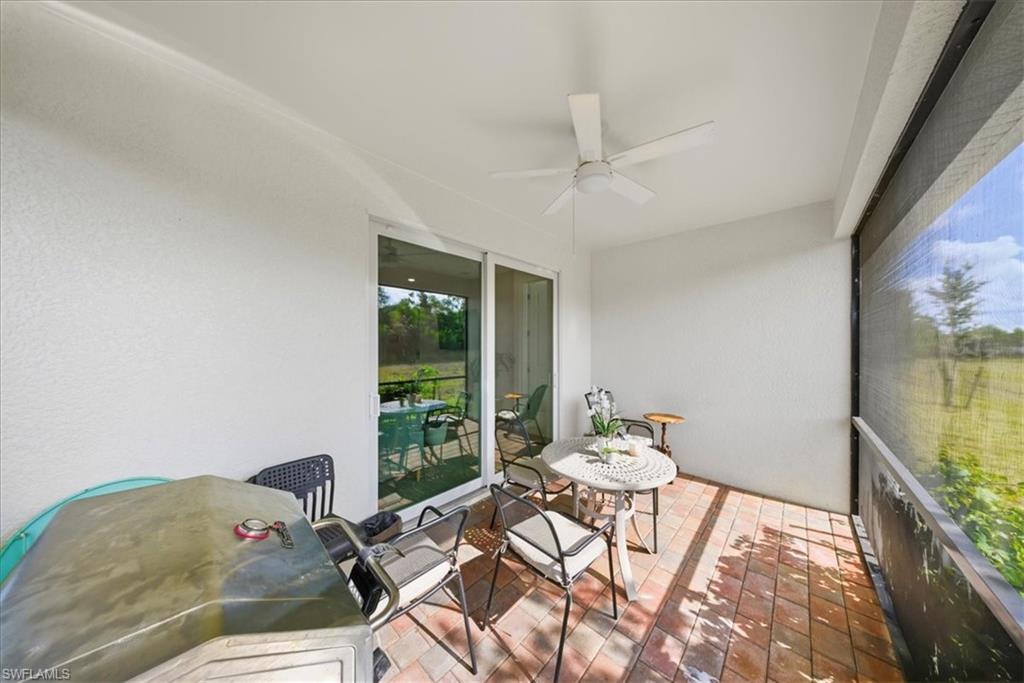 Sunroom with ceiling fan