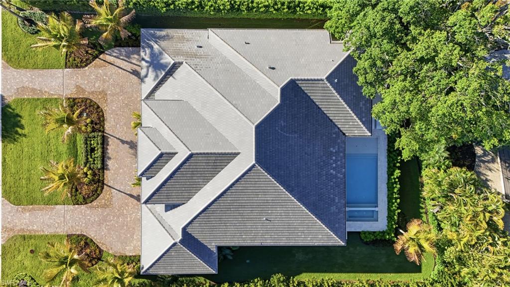 Aerial view of property and surrounding area