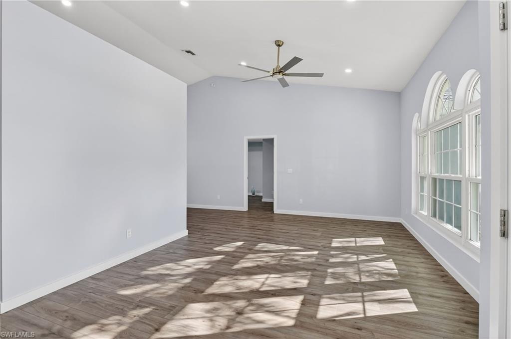 5191 Sunbury CT photo 6