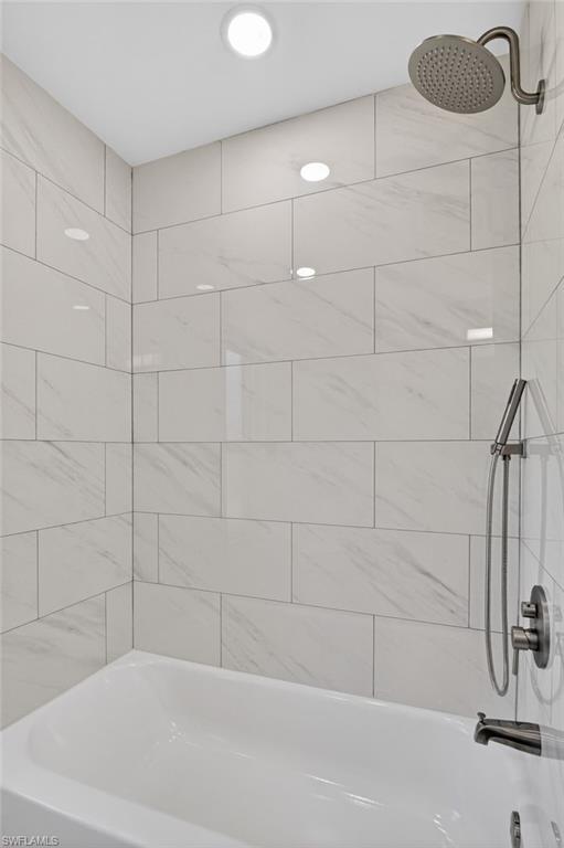 5191 Sunbury CT photo 22