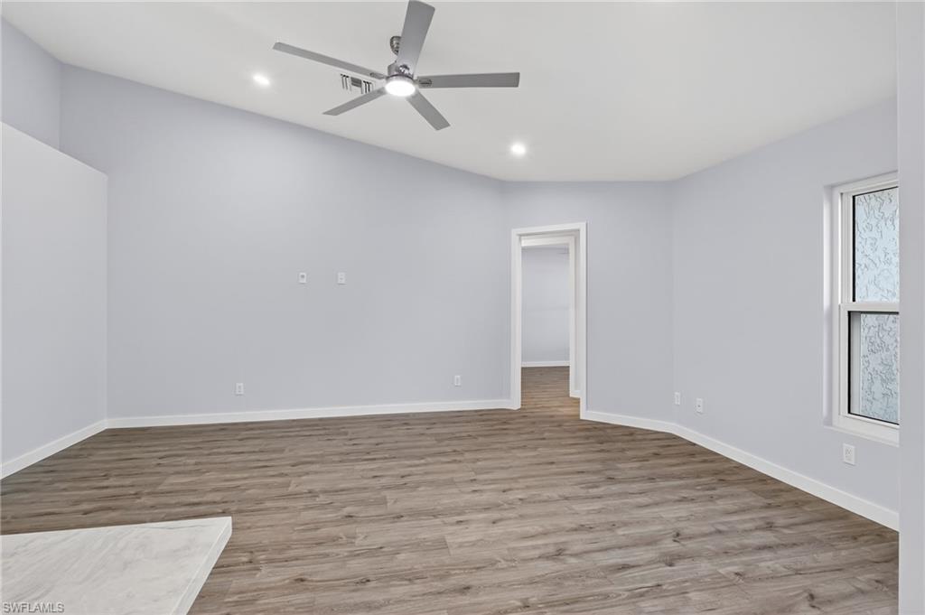 5191 Sunbury CT photo 34