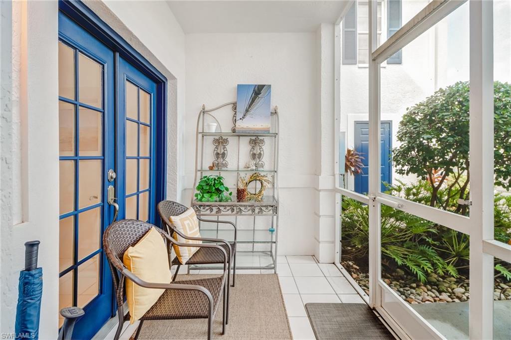 Front lanai entry