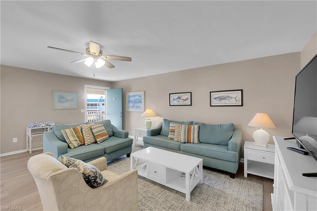A welcoming space that makes entertaining easy, with room for friends to linger, laugh, and spend time together.