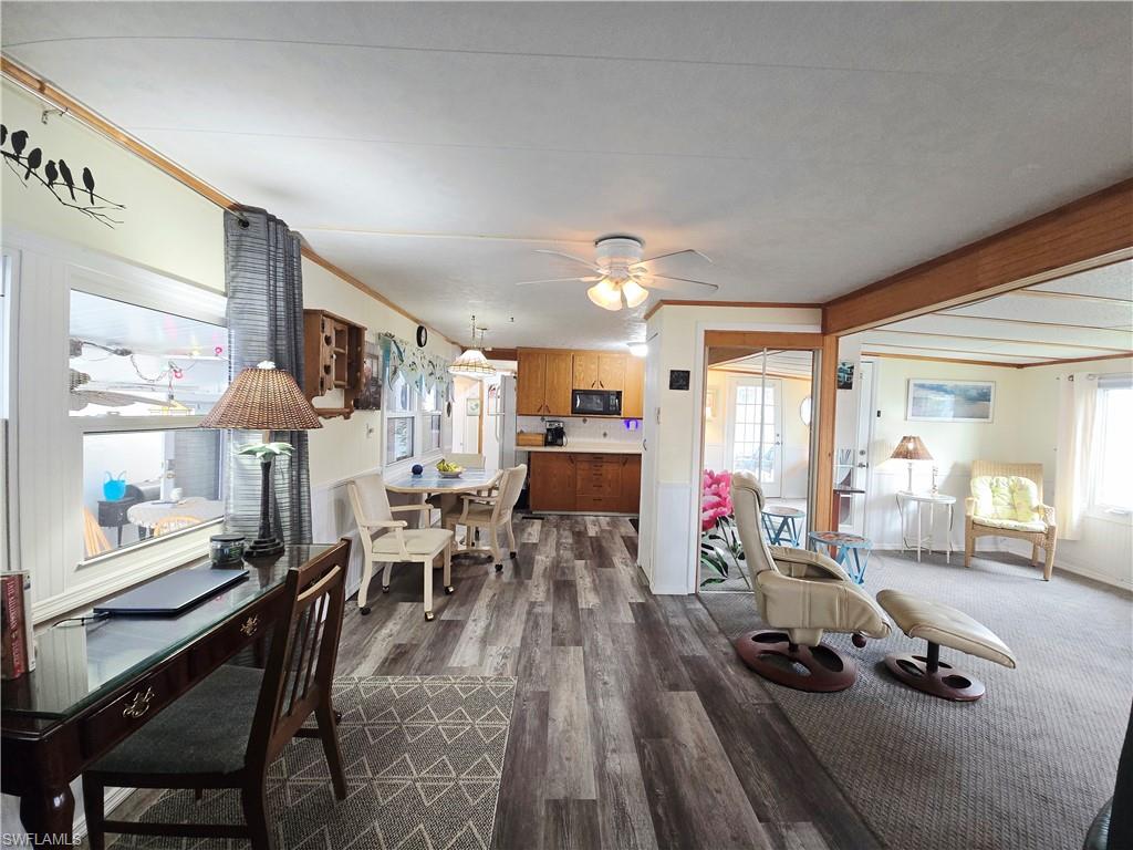 23 Enchanting BLVD