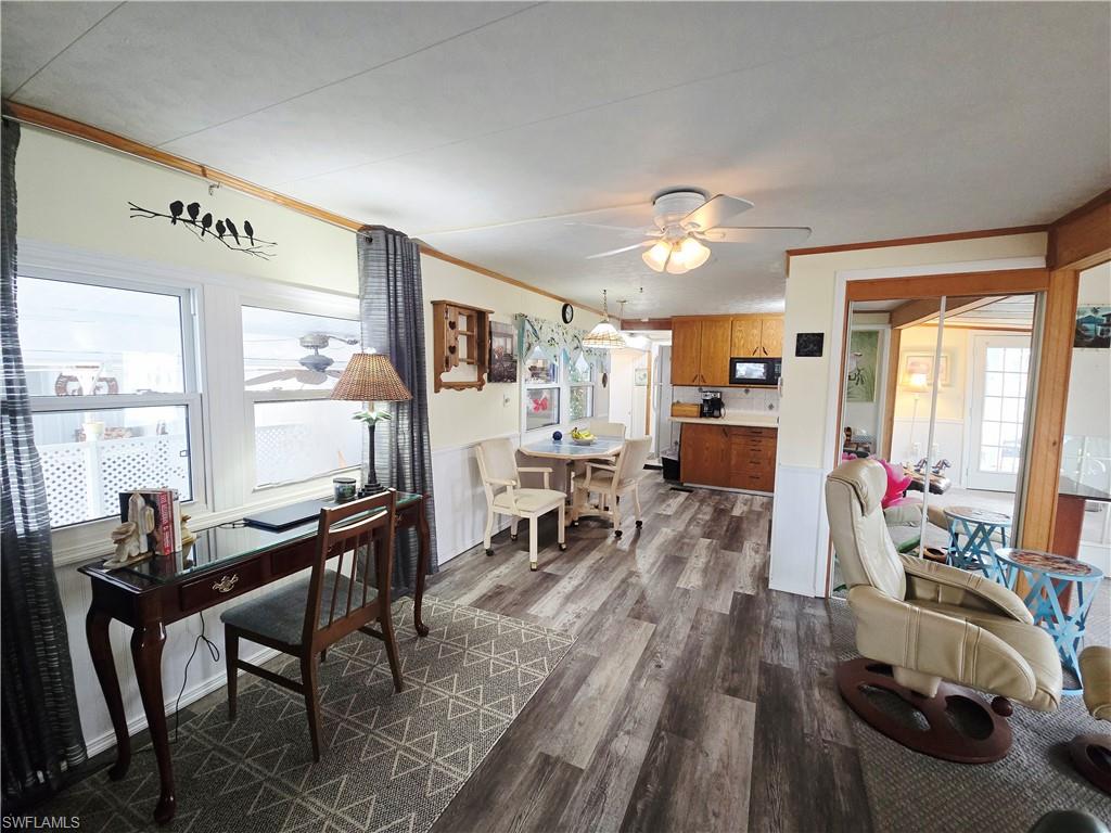 23 Enchanting BLVD