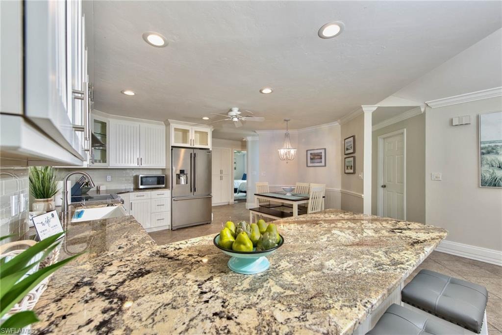 1614 Forest Lakes BLVD photo 9