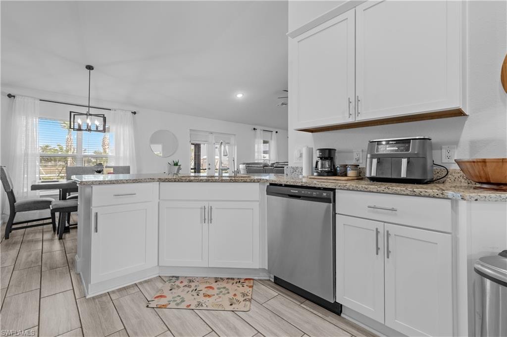 2021 NE 36th TER photo 11