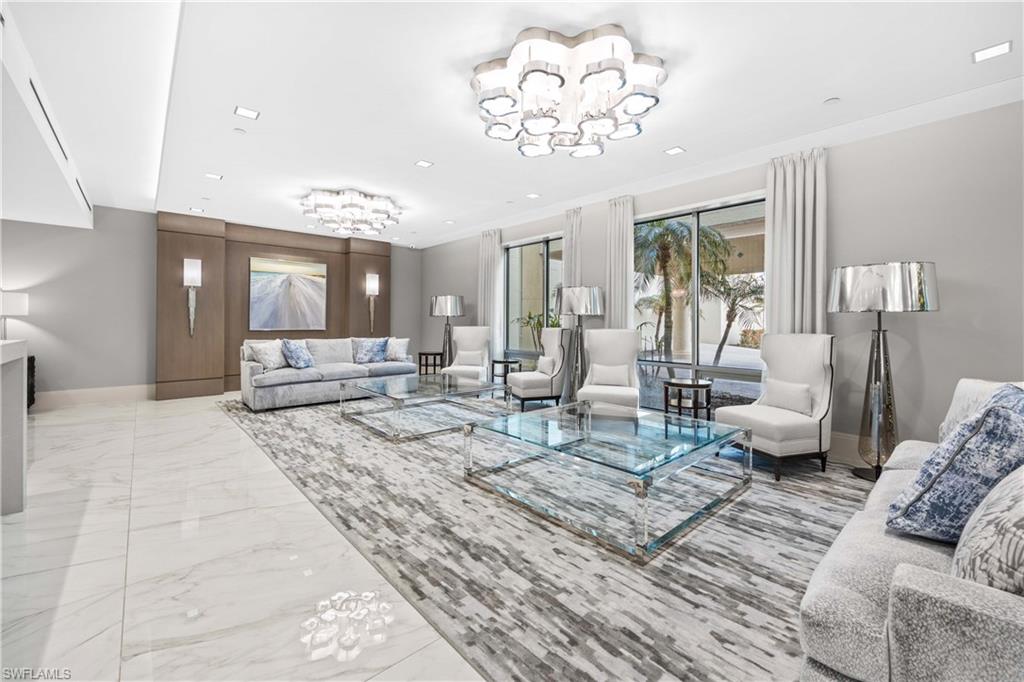 3991 Gulf Shore BLVD N PH101