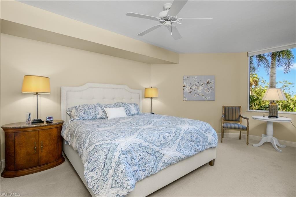 Kingsize primary bed